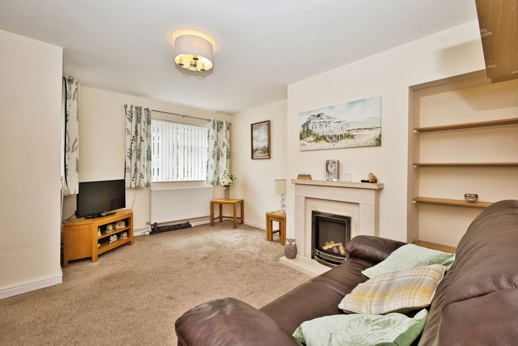 Property photo 2 of 14 Pbox-Img.Jpg