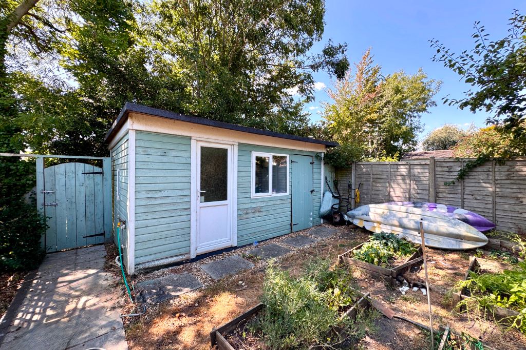 Property photo 3 of 21