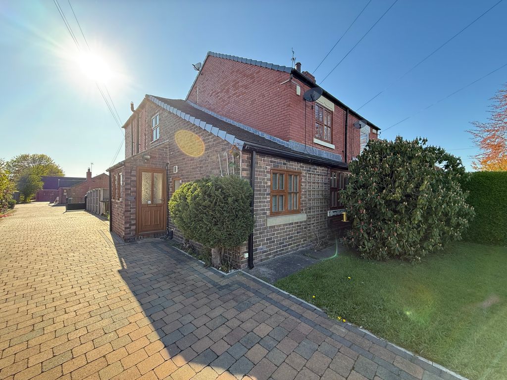 Property photo 1 of 28