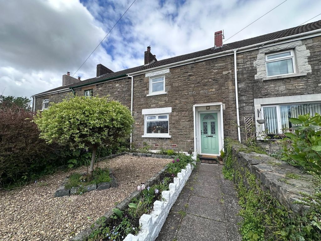 Property photo 1 of 41