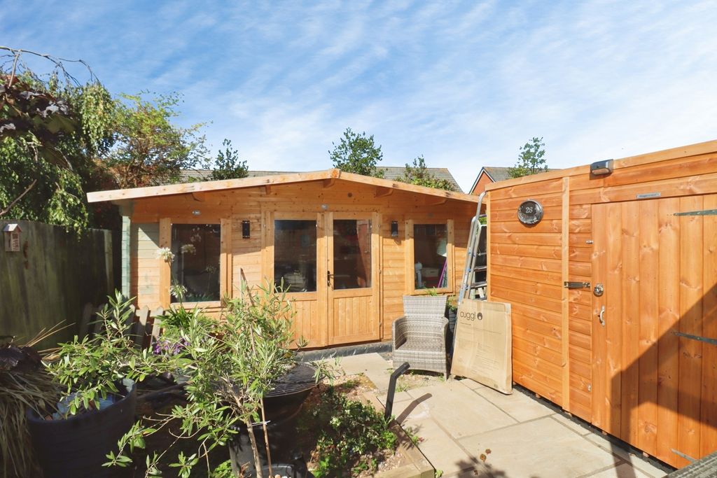 Property photo 3 of 19 Pbox-Img.Jpg