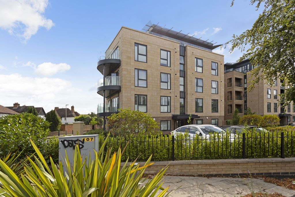 Property photo 1 of 26 Flat 6 305431 (3)