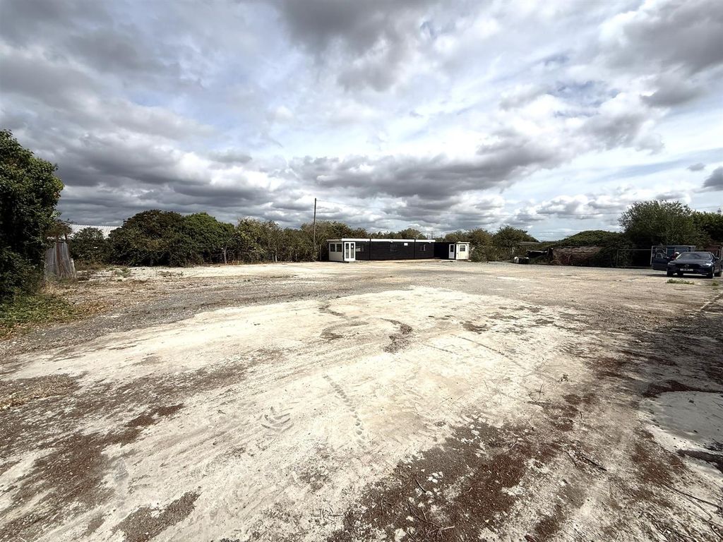 Property photo 1 of 13