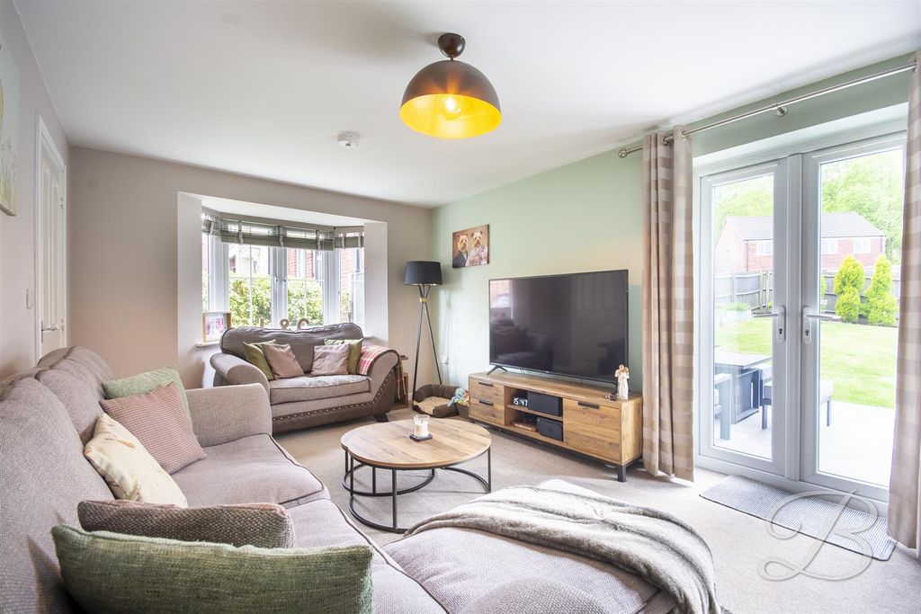 Property photo 3 of 46 CC16.Jpg