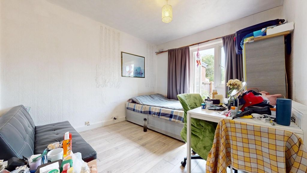 Property photo 1 of 8 A Compact And Functional Student Bedroom Featuring...