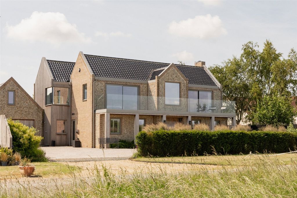 4 bed detached house for saleThe Green, Thornham, Hunstanton, Norfolk PE36