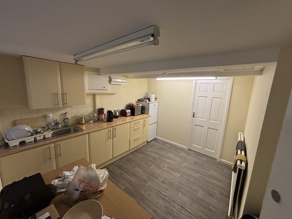 Property photo 3 of 7 Photo 3