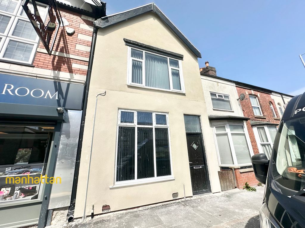 Property photo 1 of 22 External Front