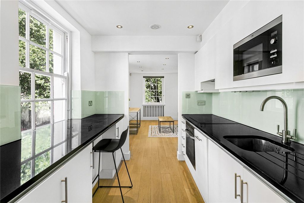 Property photo 2 of 16 Kitchen