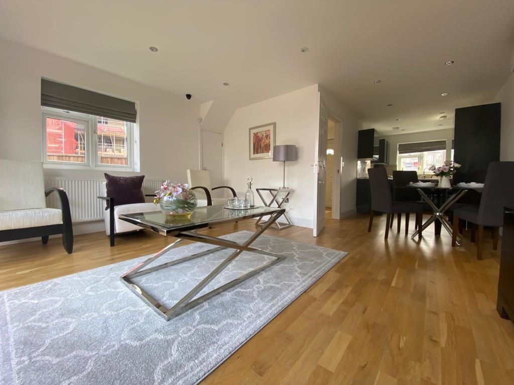 Property photo 1 of 7 2 Bed Detached To Rent Craigmuir Park, Wembley Ha0