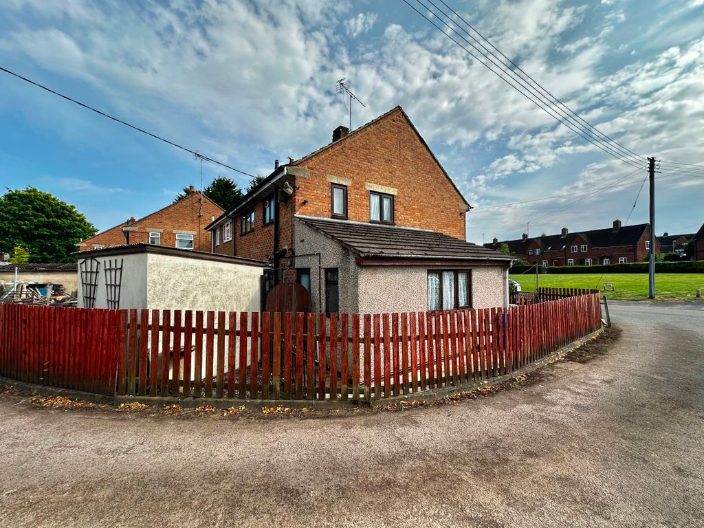 Property photo 2 of 17