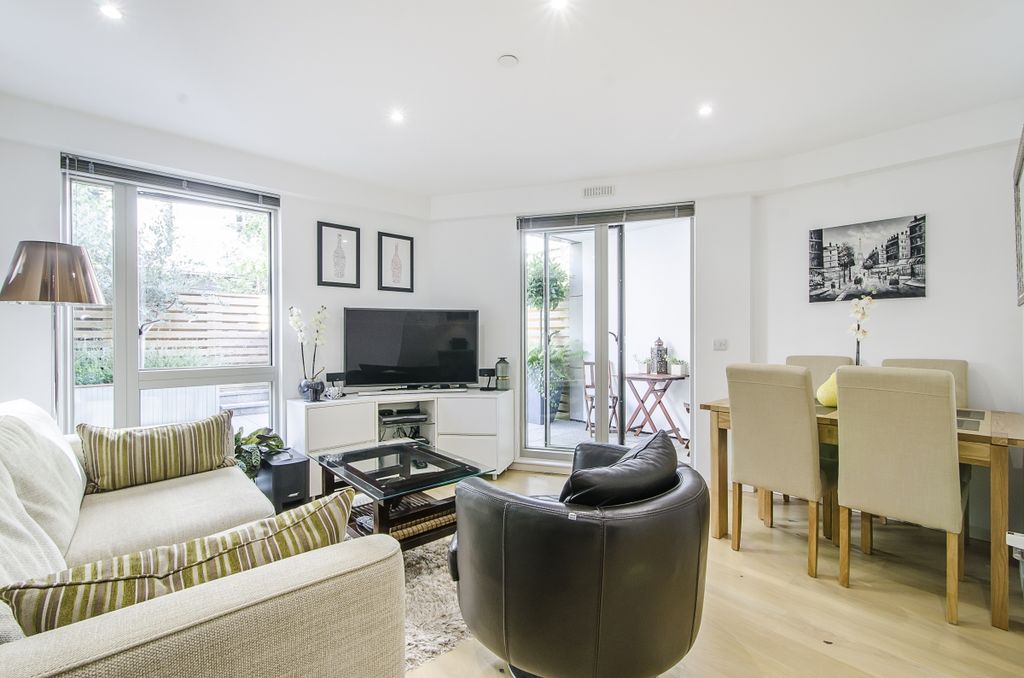 Property photo 2 of 11 Ipsus