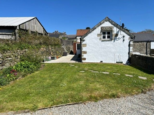 Property photo 3 of 10