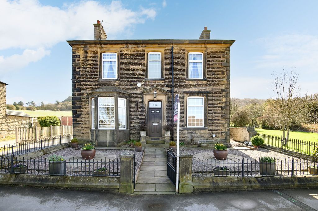 Property photo 1 of 22