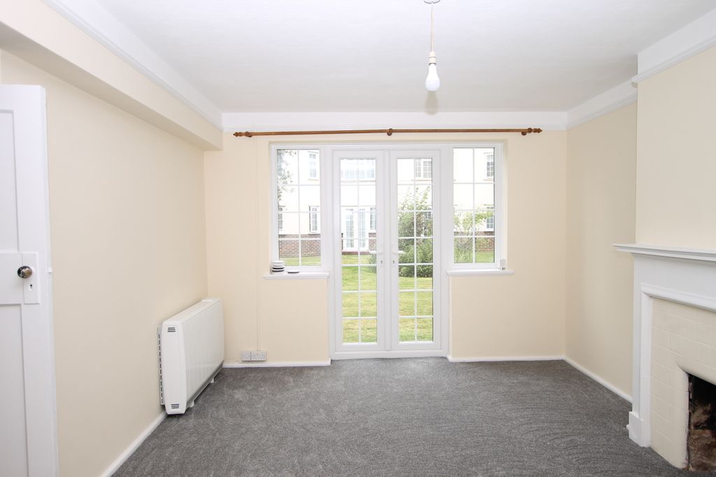 Property photo 2 of 5 Picture No. 02