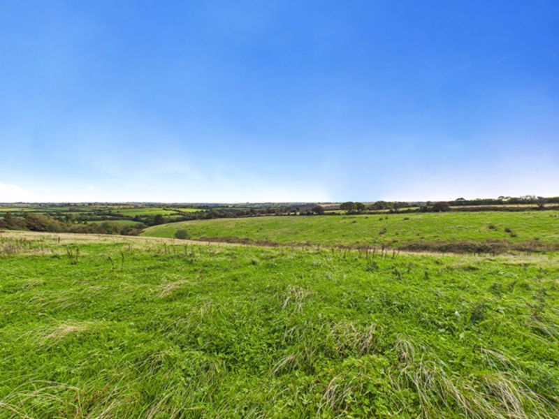 Property photo 3 of 15 Photo 10