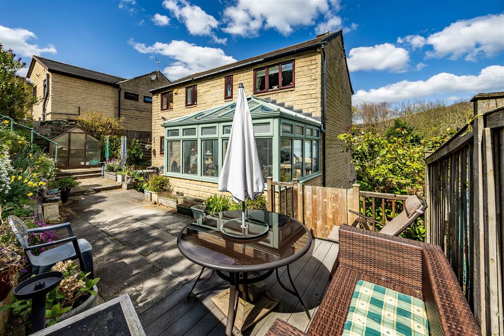 Property photo 2 of 47 77Cghudds-210426-42.Jpg