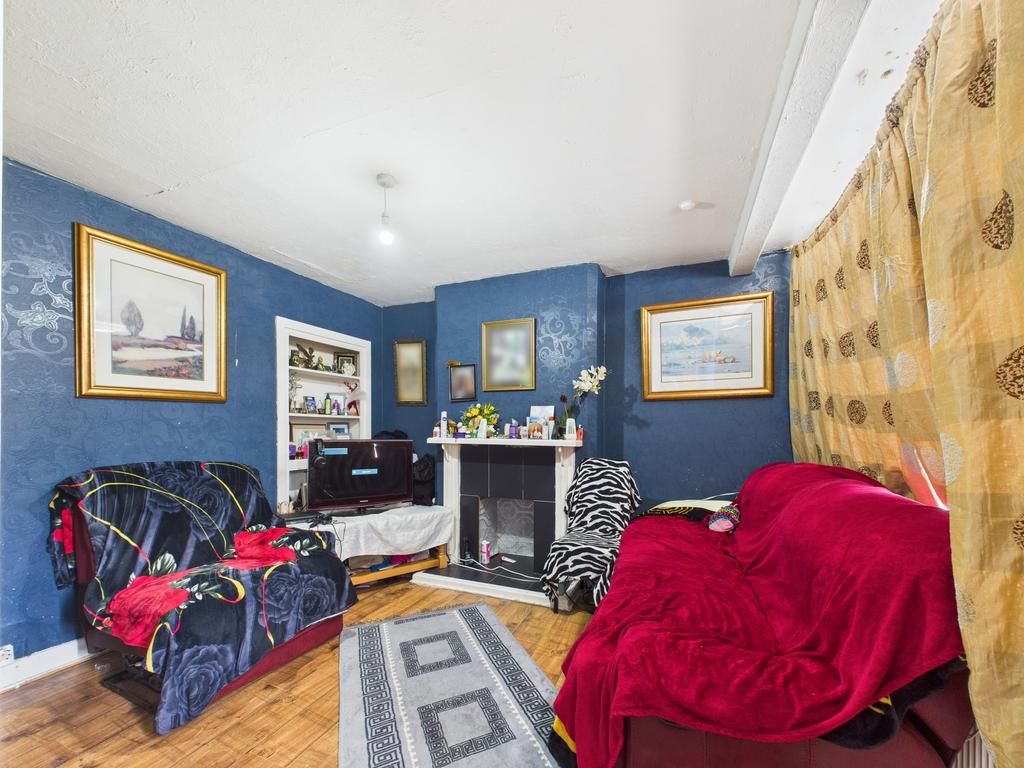 Property photo 2 of 14