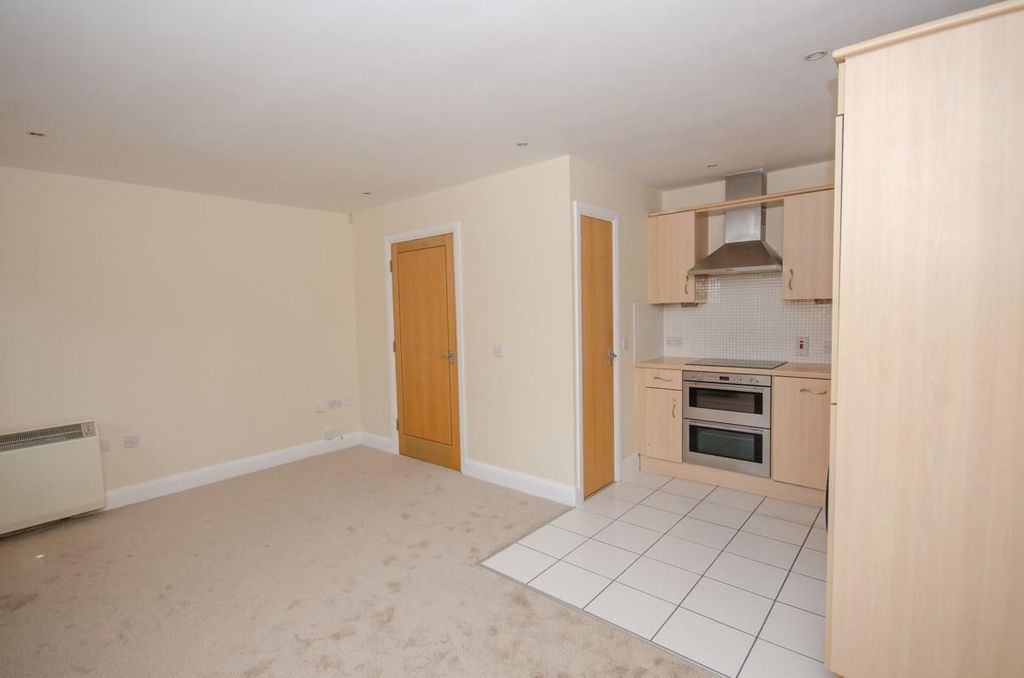 Property photo 2 of 11 Living Area.Jpg