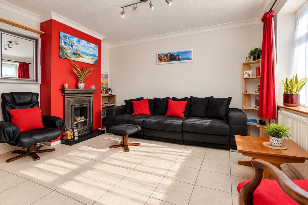 Property photo 1 of 12 25658661-B4A0-4dc6-8F7A-2d12190174E3.Png
