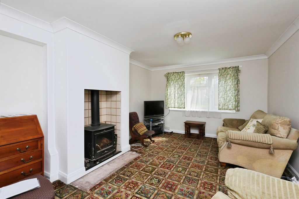 Property photo 3 of 14