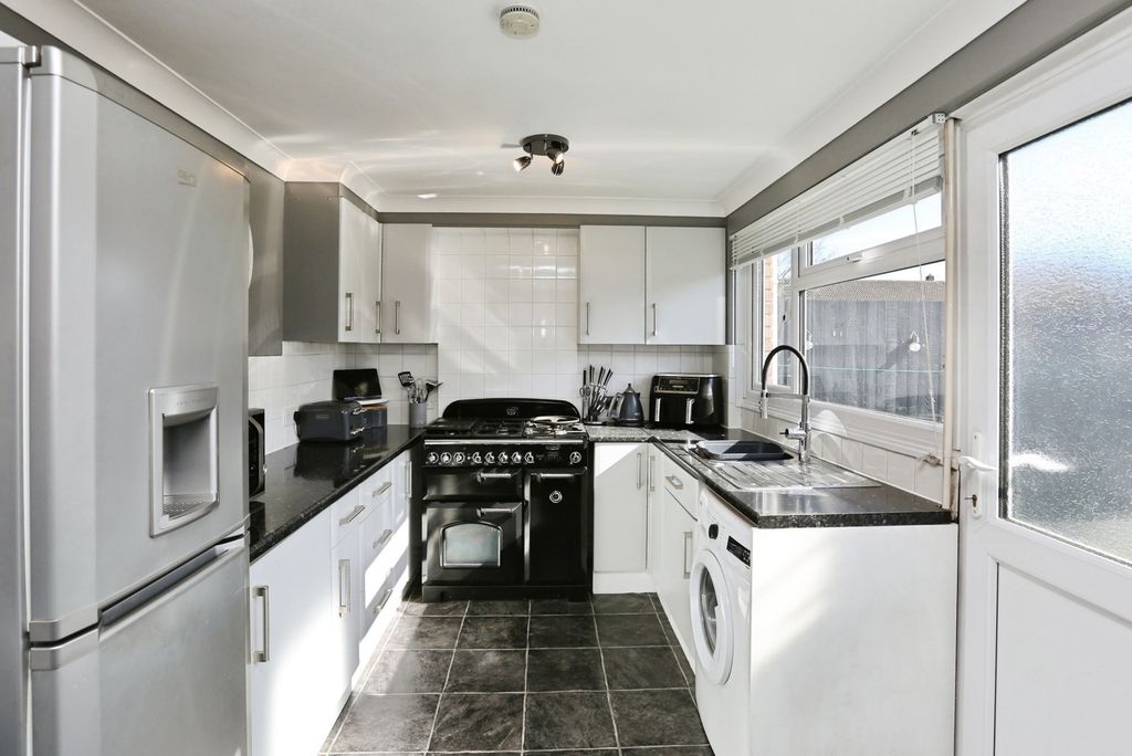 Property photo 2 of 13 Pbox-Img.Jpg