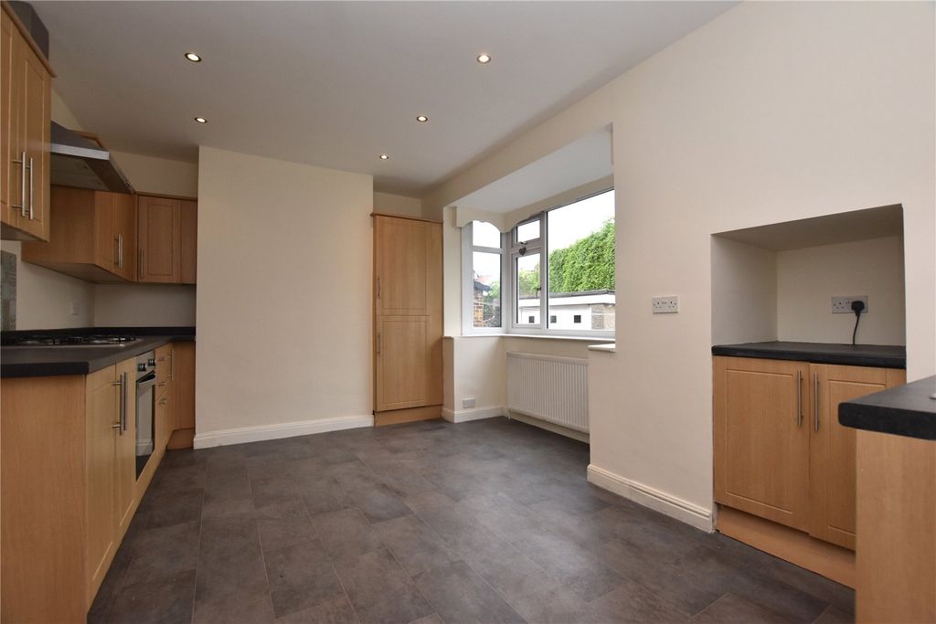 Property photo 3 of 12 Picture No. 13