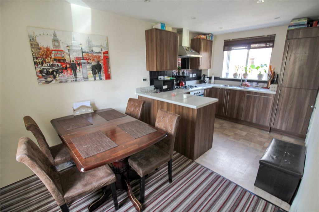 Property photo 2 of 14 Picture No. 02