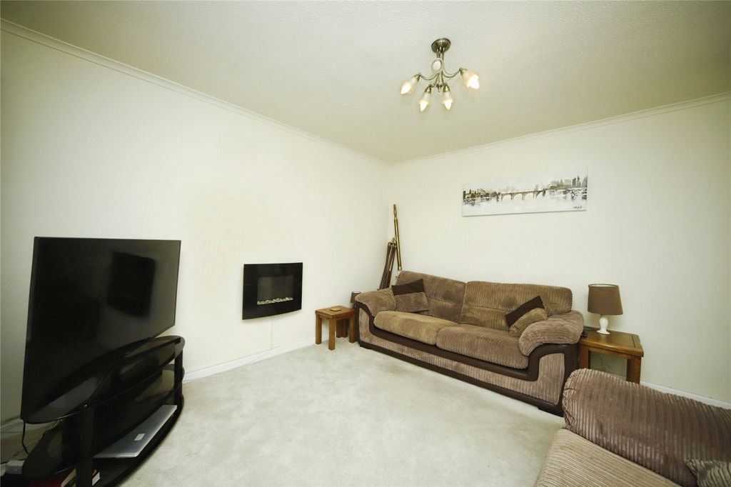 Property photo 3 of 15 Picture No. 22