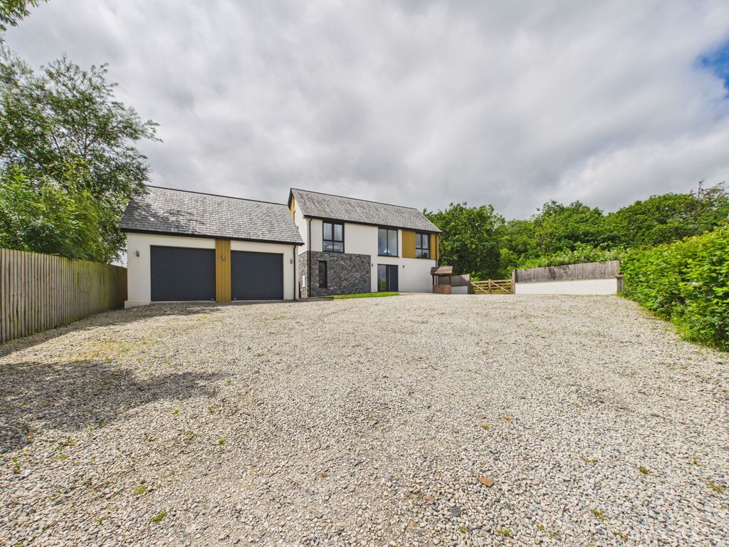 Property photo 1 of 24