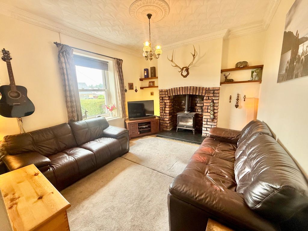 Property photo 2 of 24