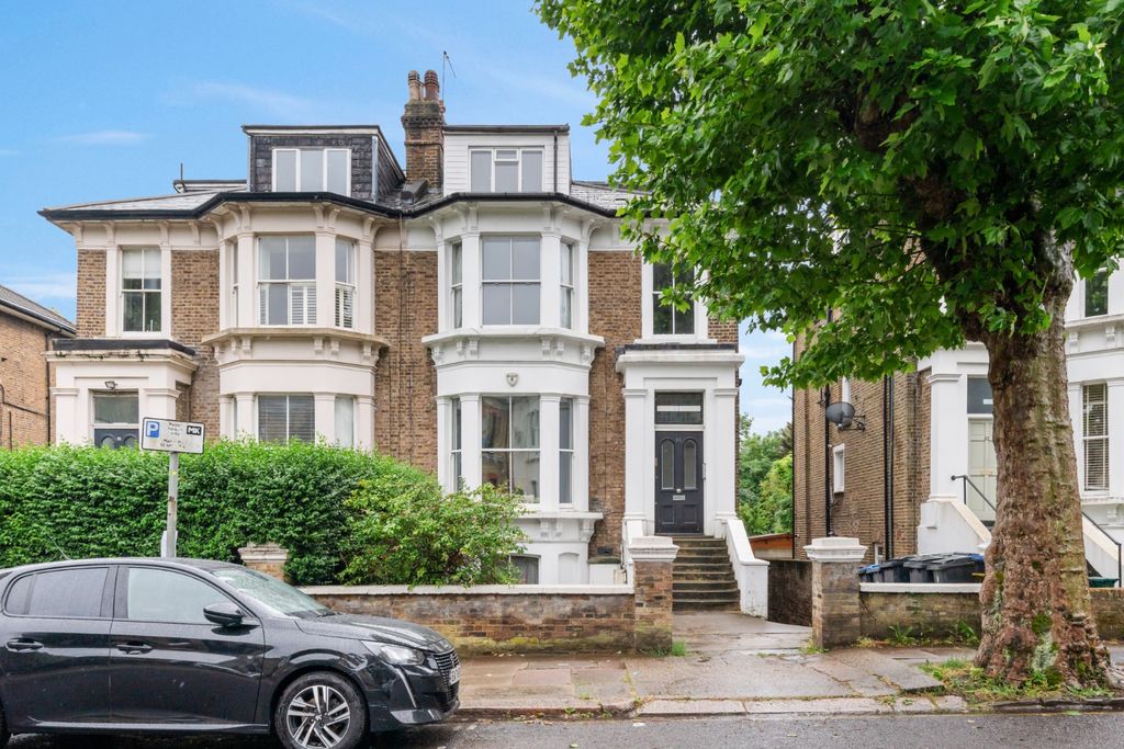 Property photo 1 of 8 4245200