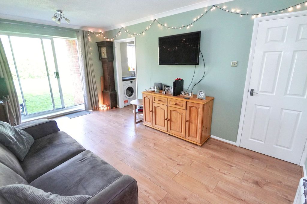 Property photo 3 of 12