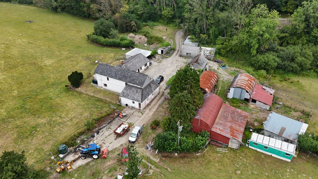 Property photo 1 of 26