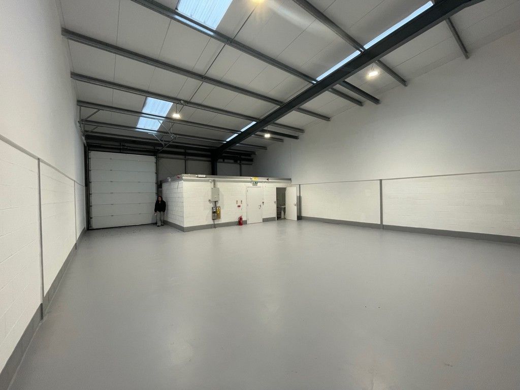 Property photo 1 of 9 Photo 9