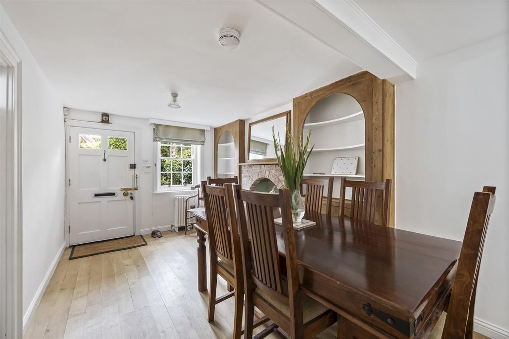 Property photo 2 of 28 Vicarage Lane,2 St Johns-008.Jpg