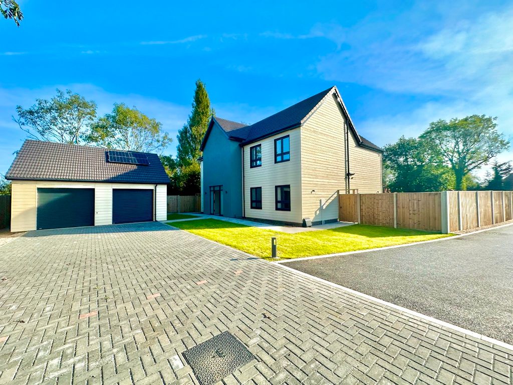 Property photo 1 of 19