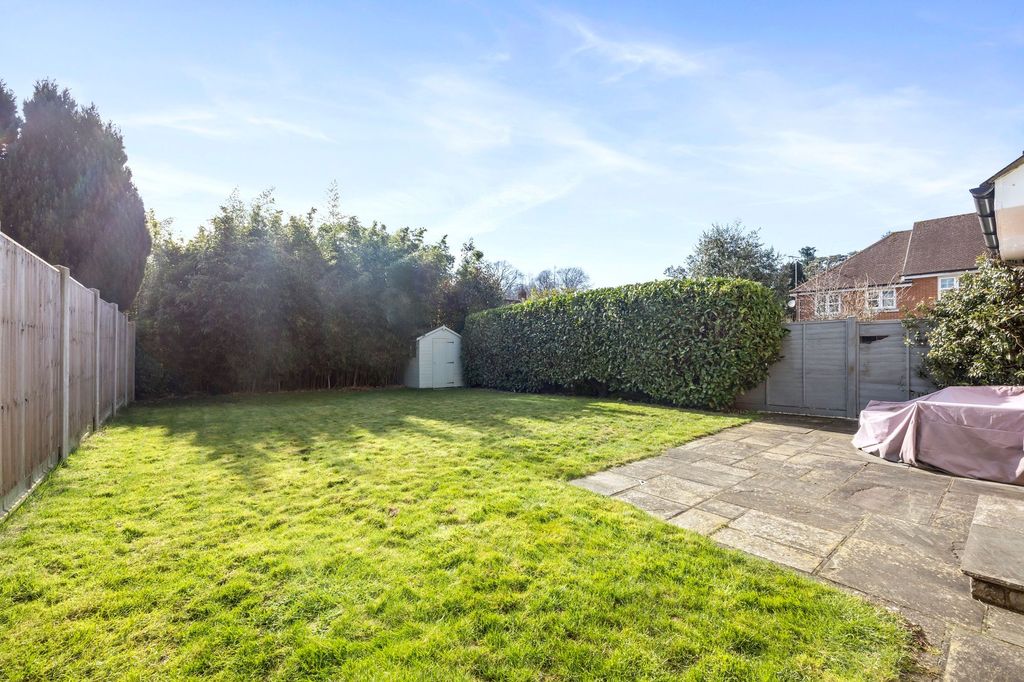 Property photo 2 of 25