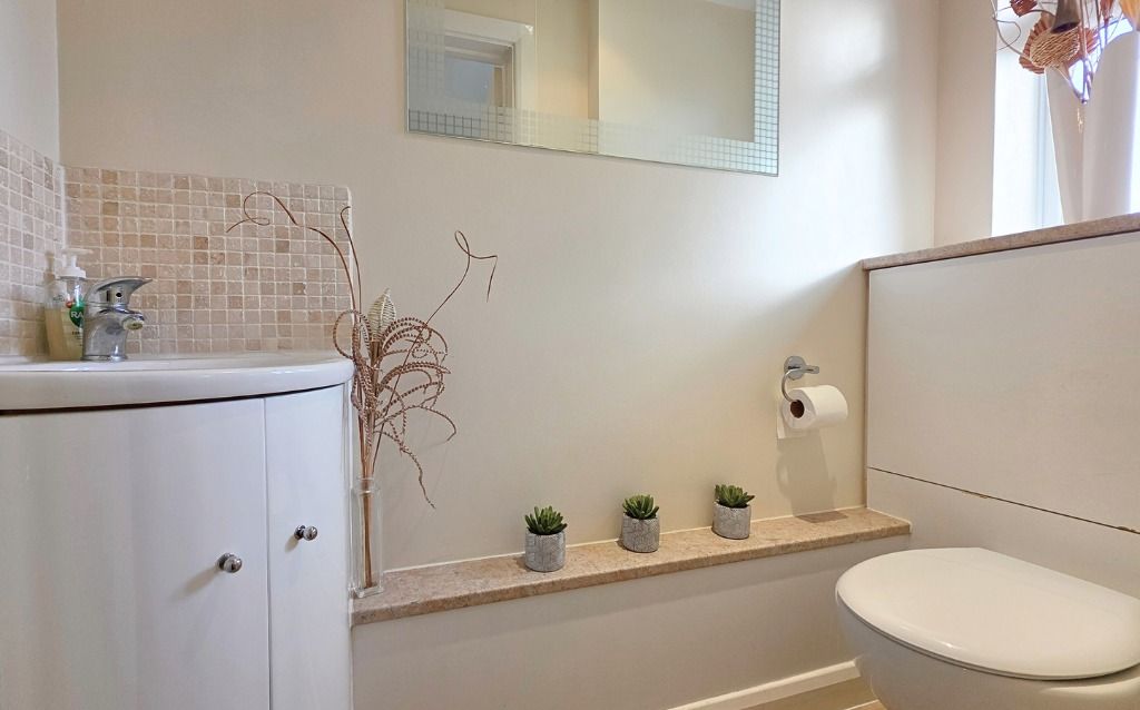 Property photo 2 of 21 4598575