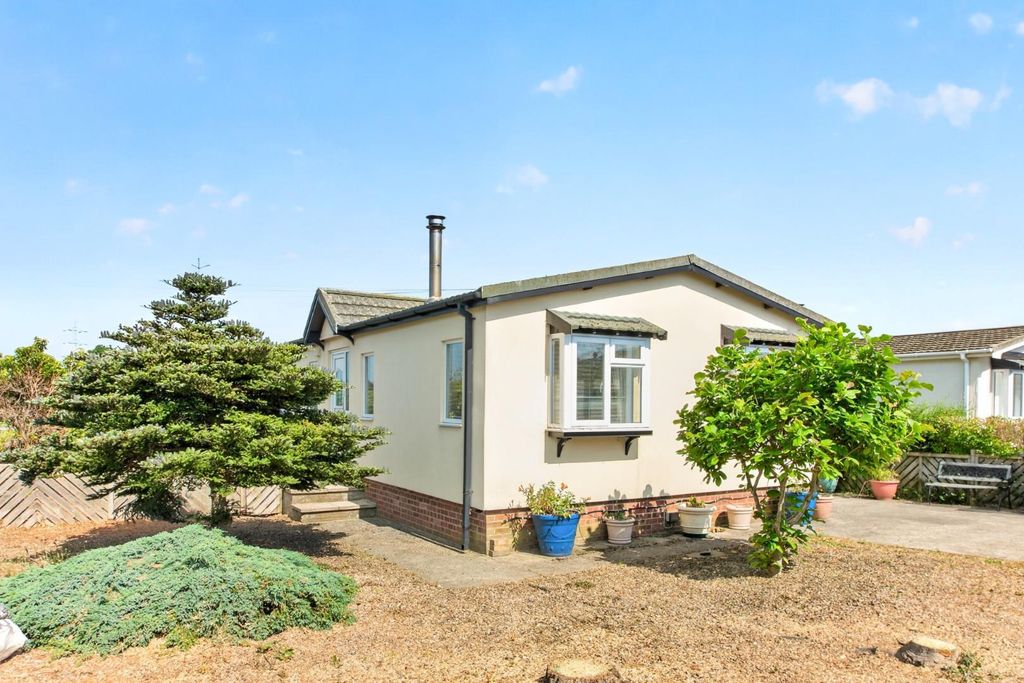 Property photo 1 of 21 48Biltonpark-21.Jpg