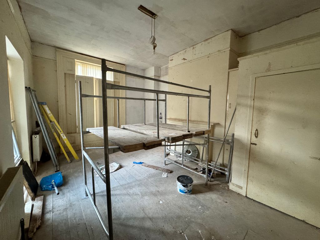 Property photo 2 of 4