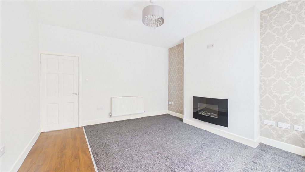 Property photo 1 of 5 Picture No. 06