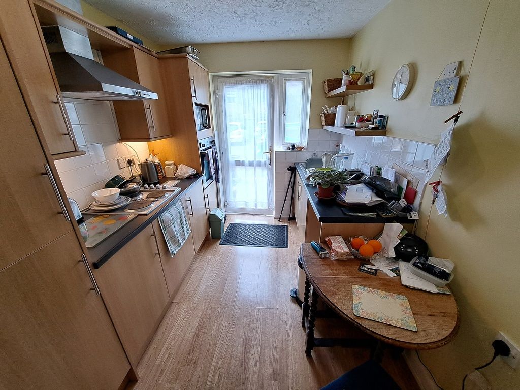 Property photo 3 of 12 Kitchen / Breakfast Room