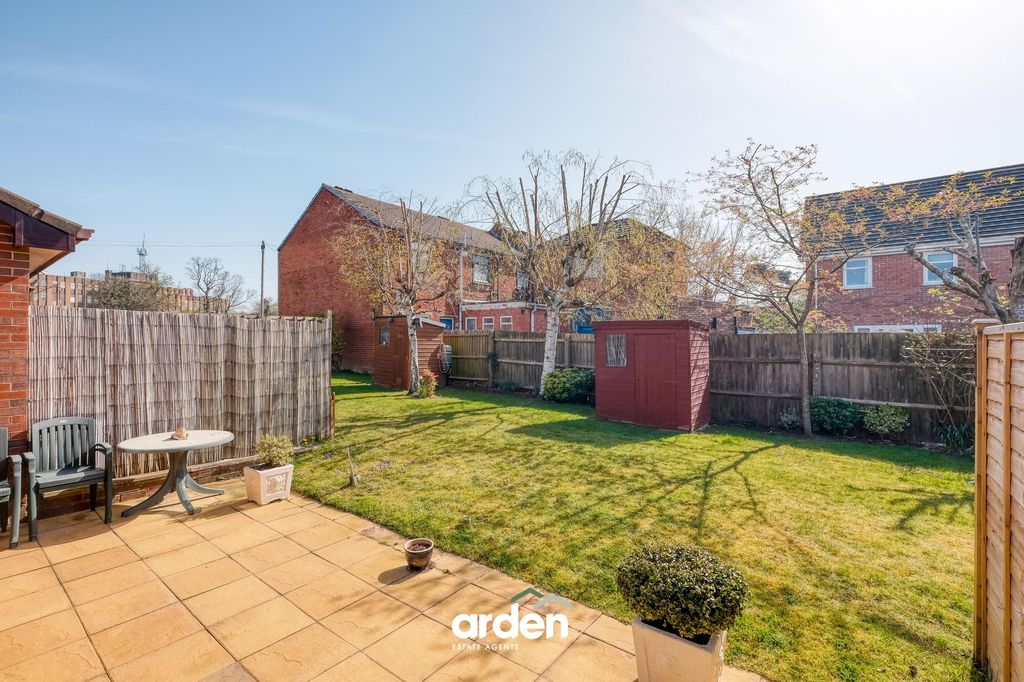 Property photo 2 of 14