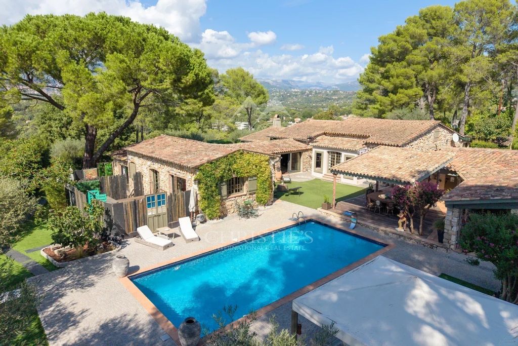 Property photo 1 of 13 Mouans-Sartoux – Family Home With Outbuildings