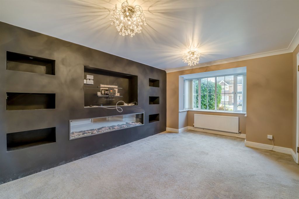 Property photo 3 of 25