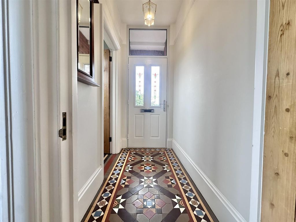 Property photo 3 of 56 Entrance Hall