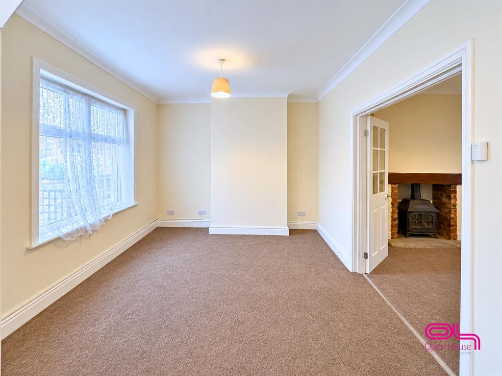 Property photo 3 of 11 Untitled Design - 2026-10-26T162832.648.Png