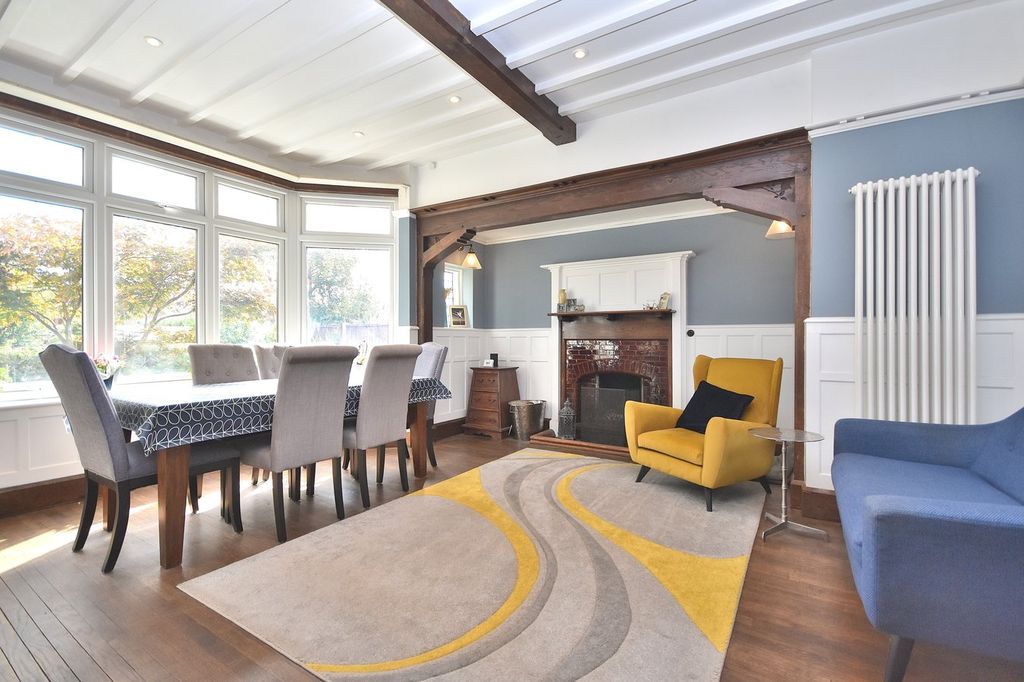 Property photo 3 of 24