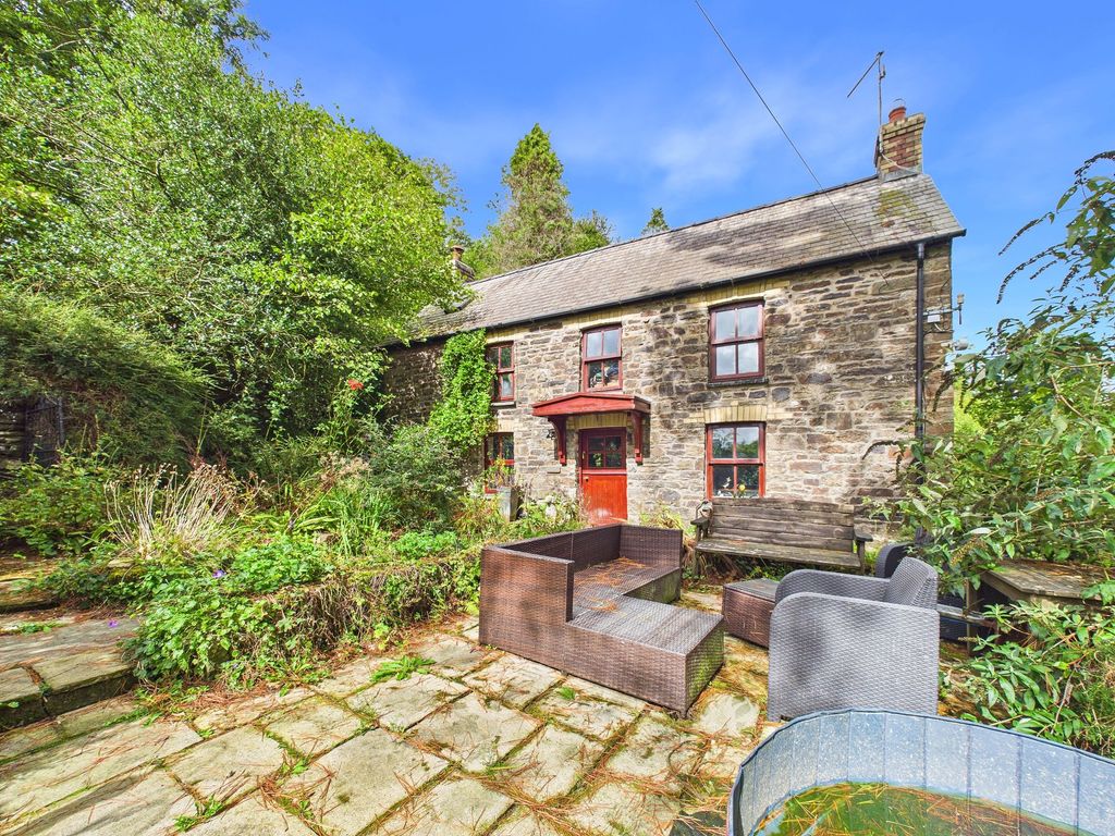 Property photo 2 of 44